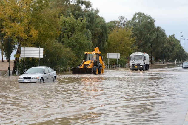 Ανεμοστρόβιλος σάρωσε Καλαμάτα και Σκάλα Λακωνίας