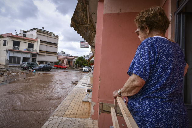 Ερίζουν εκ νέου για την πλημμυρισμένη Μάνδρα