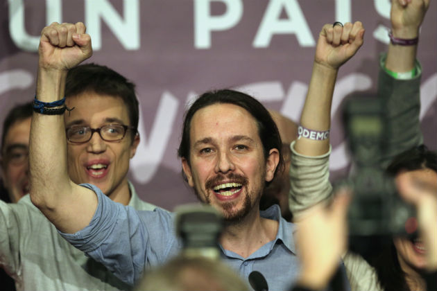 Ψυχρολουσία για τον Ραχόι, «ρυθμιστές» οι Podemos
