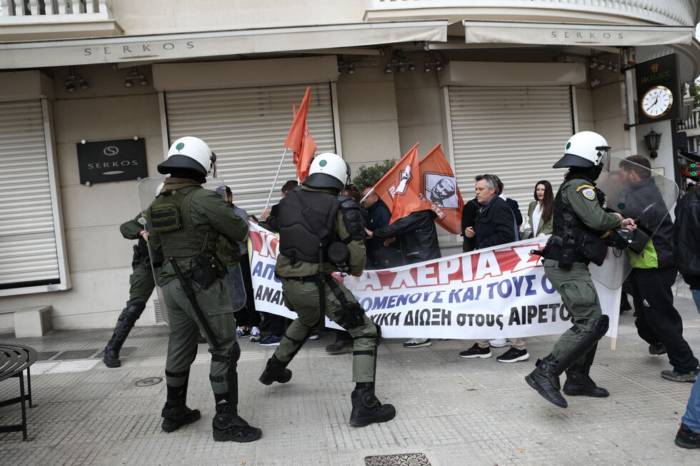 Αντί για διάλογο, διάλεξε τα ΜΑΤ