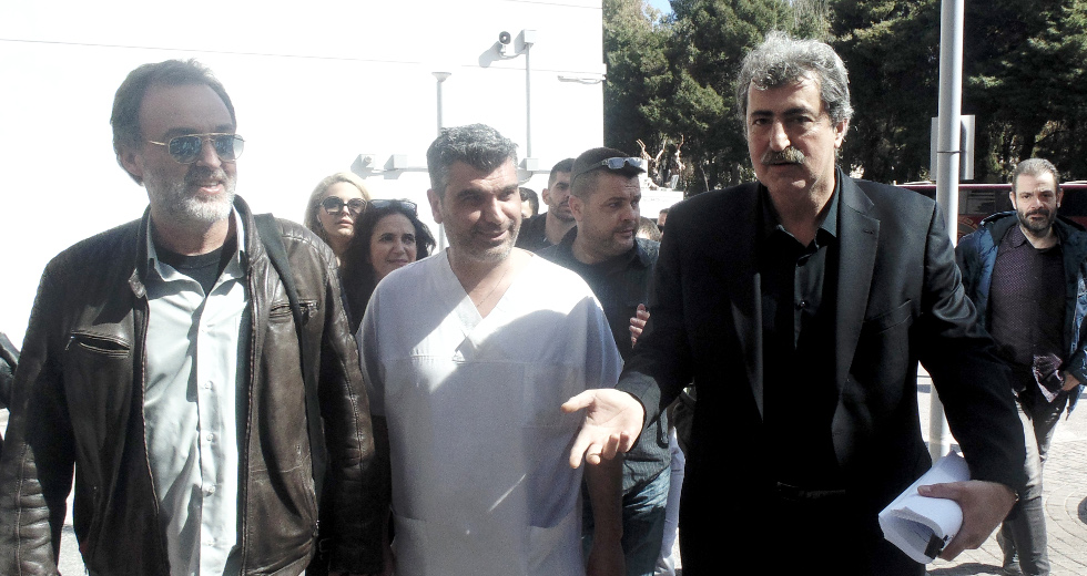 Πολάκης: Να επιστρέψει το Ντυνάν στο ΕΣΥ