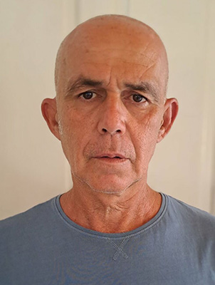 Η καρδιά τους στην τάξη, η ζωή τους σε αταξία