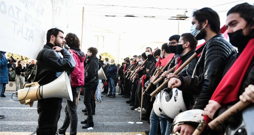 Μαθητές και φοιτητές τίμησαν την μνήμη του Αλέξη