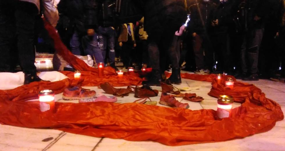 Συγκέντρωση – μήνυμα κατά των γυναικοκτονιών στο Σύνταγμα
