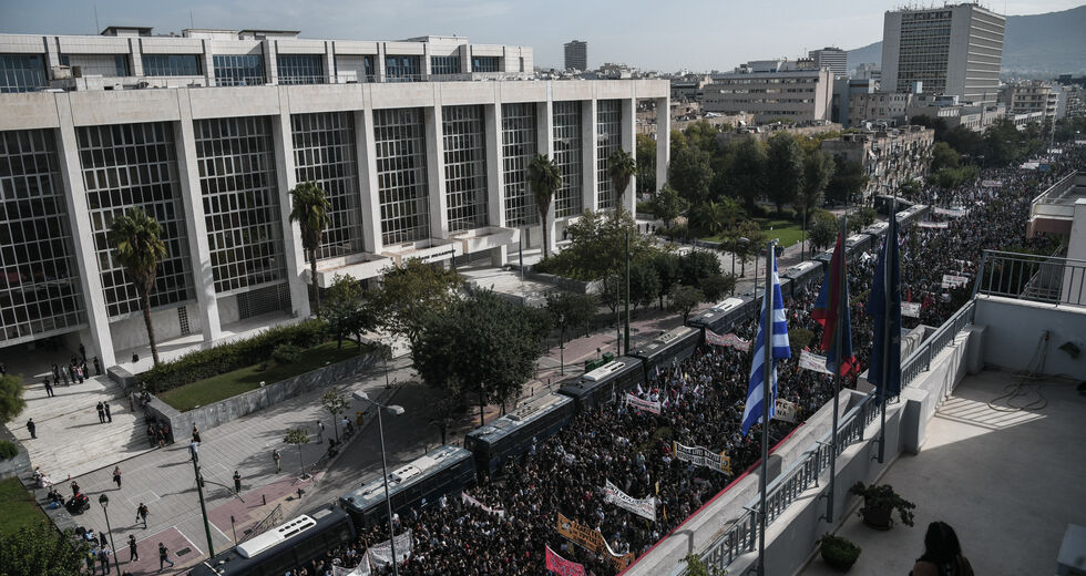 Οι φωτορεπόρτερ που έκαναν πράξη το «σιγά μη φοβηθώ»