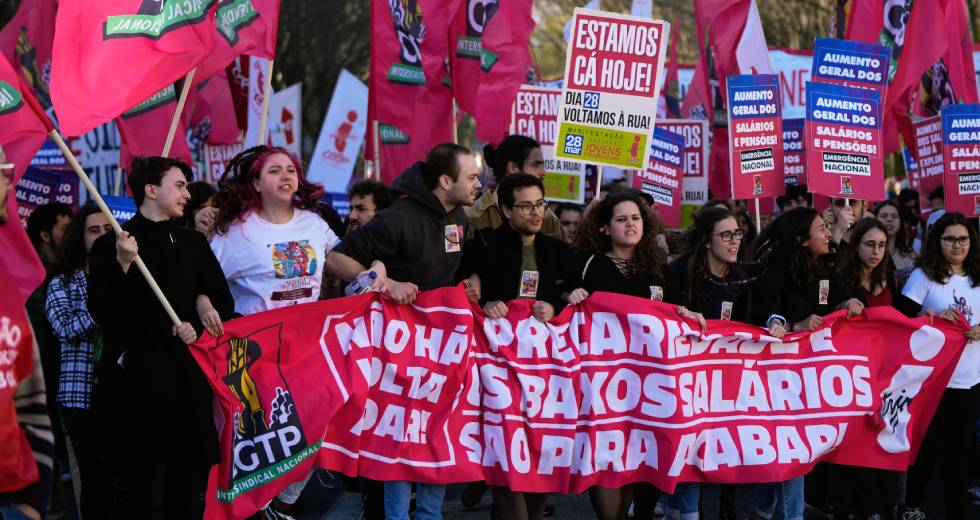 Μέτρα για τον πληθωρισμό και αυξήσεις μισθών ζητούν οι εργαζόμενοι στην Πορτογαλία