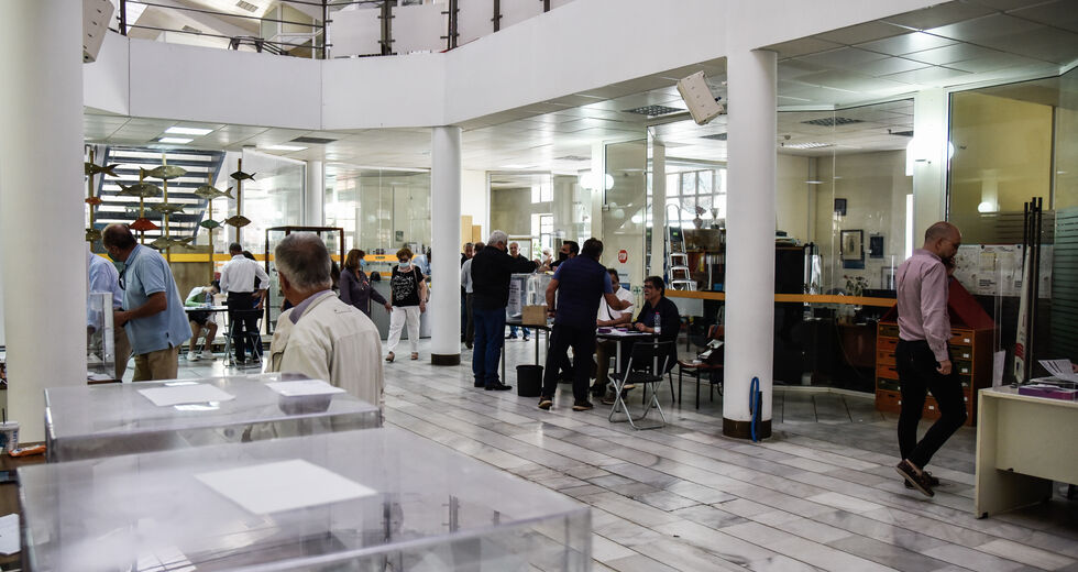 Ο ταχυδρόμος χτυπάει 152.193 φορές