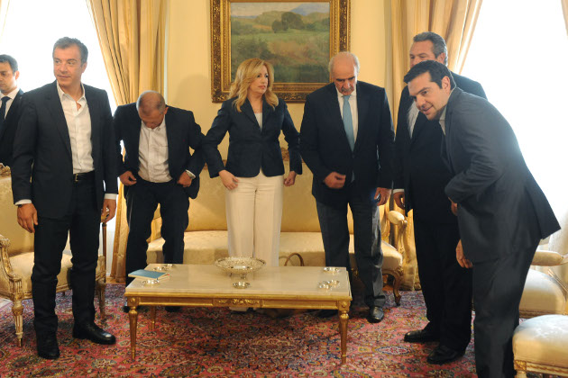 Με ατάκες και «αβρότητες» το γεύμα πολιτικών αρχηγών με Παυλόπουλο