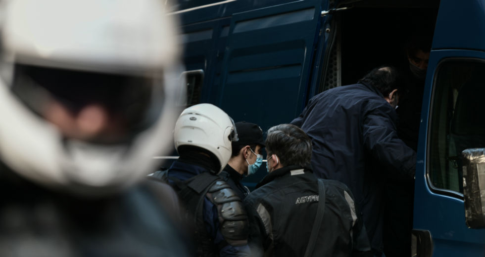 Προσαγωγές σωρηδόν… στη μνήμη του Αλέξη