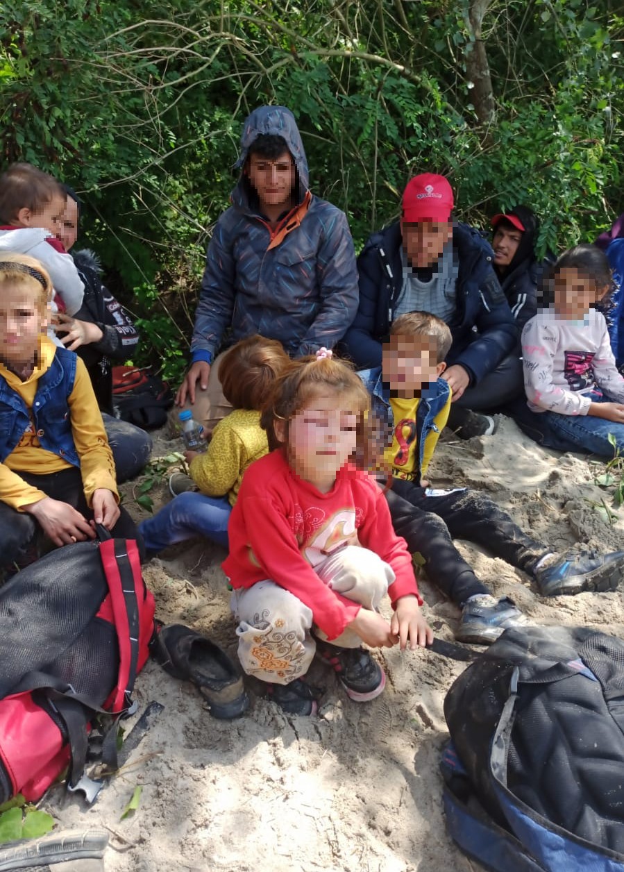 Κυνική αδιαφορία της ΕΛ.ΑΣ. για τη ζωή 94 Σύρων στον Έβρο