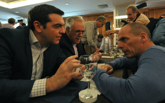Η Μέρκελ, ο Πούτιν και οι… αντιστασιακοί Τσίπρας – Βαρουφάκης