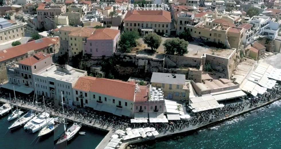 Πρόταση αυτοδιαχείρισης των κτιρίων στον λόφο Καστέλι από τη Rosa Nera