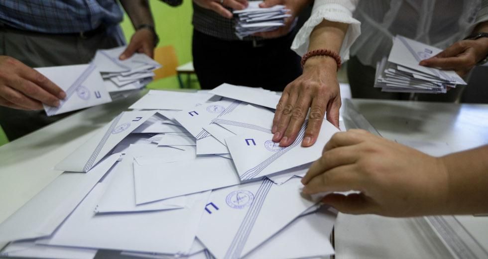 Ανιχνεύοντας τον ιό που προκαλεί μαζικές αλλεργίες για την κάλπη