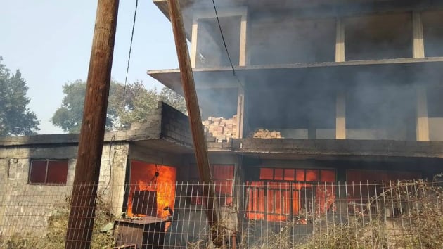 Ολονύχτια μάχη με τις φλόγες στον Αποκόρωνα – Περιορίστηκε η φωτιά