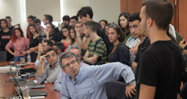 Ηράκλειο: Παρέμβαση φοιτητών στη Σύγκλητο του Πανεπιστημίου
