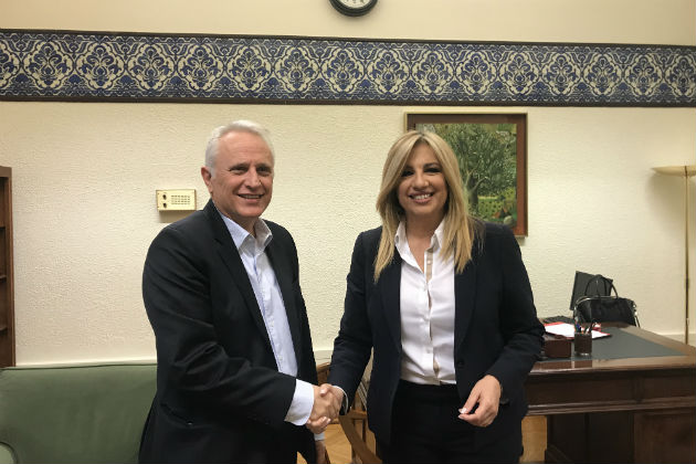 Η πρόεδρος του ΠΑΣΟΚ στο τιμόνι του νέου φορέα