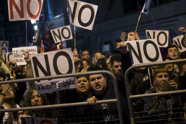 Ορκίστηκε πρωθυπουργός ο Ραχόι