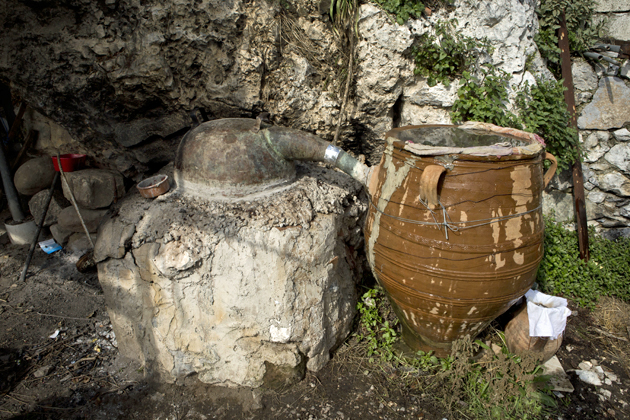 Τα γλέντια γύρω από τα ρακοκάζανα