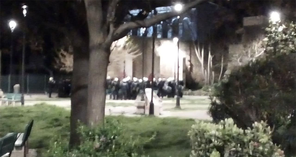 Επίθεση της αστυνομίας σε αντιφασίστες στο Ρέθυμνο – Σοβαρά τραυματισμένη 22χρονη