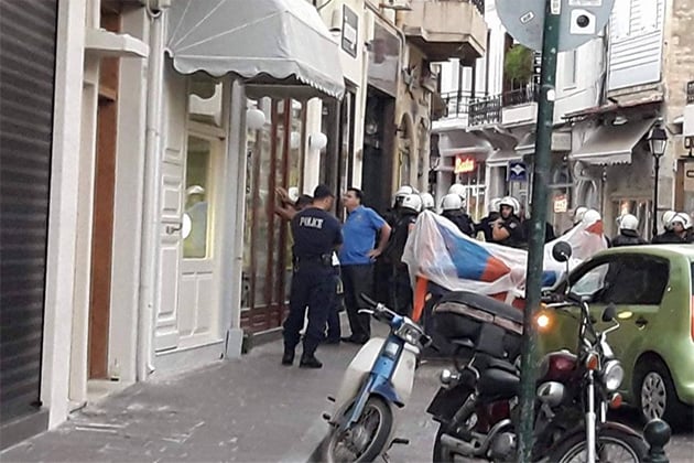 Επεισοδιακή κατάσχεση στο Ρέθυμνο – Φωτιά στα γραφεία του ΣΥΡΙΖΑ