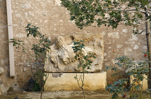 Το κρυμμένο κόσμημα