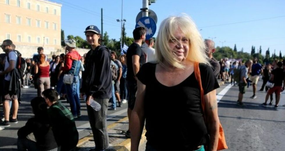 «Ξέρω τις αγωνίες του διπλανού πιο καλά από πολλούς γραβατωμένους»