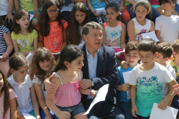 Ηράκλειο: Επίσκεψη σε μαθητές… πριν την σέντρα