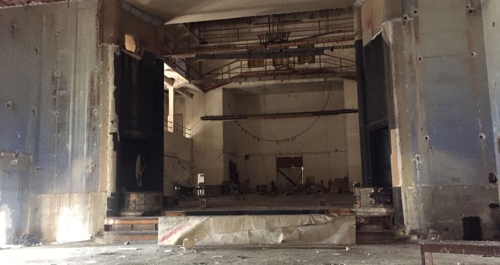 Ρημάζει το Εθνικό Θέατρο Ρόδου