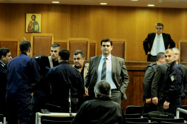 Απειλές κατηγορούμενου σε μάρτυρα της δολοφονίας Φύσσα