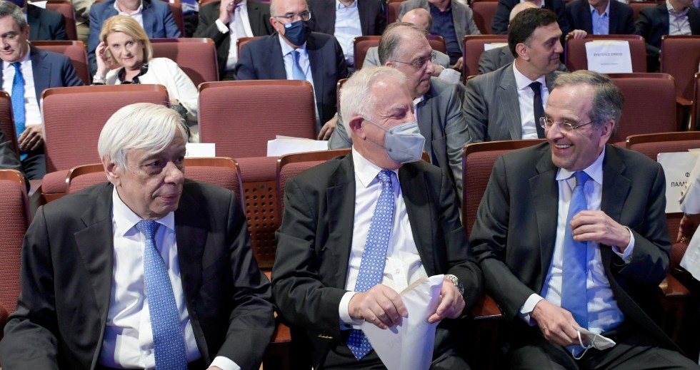 Ηχηρή παρέμβαση Καραμανλή για τον πόλεμο και την εξωτερική πολιτική