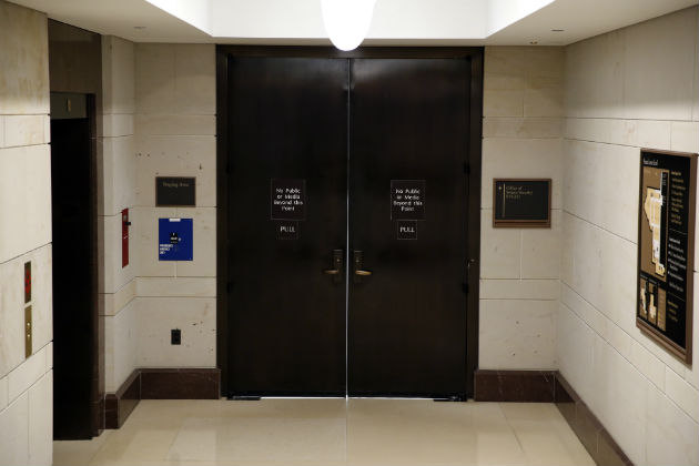 Η έρευνα του FBI για τον Κάβανο δίχασε τη Γερουσία