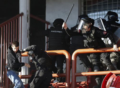 Γυαλιά καρφιά στο ντέρμπι του Βελιγραδίου