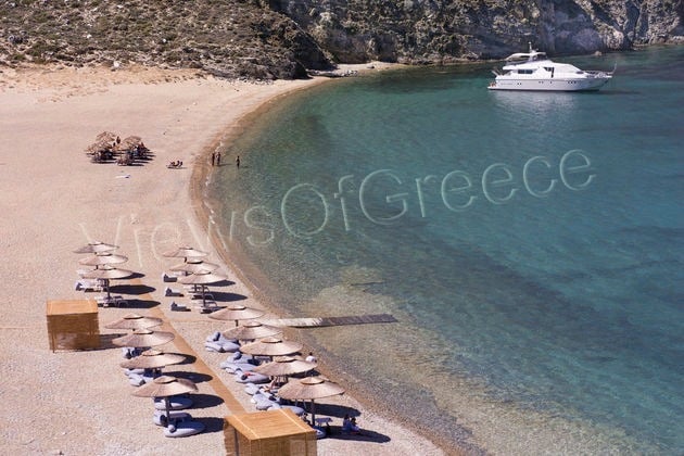 Νύχτες μαγικές και θάλασσες γαλάζιες