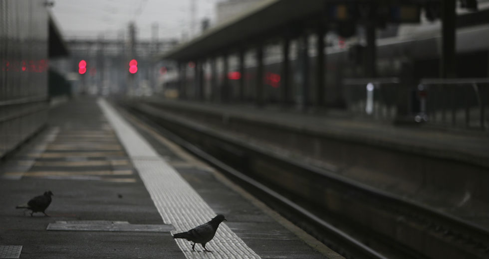 Χάος στις μετακινήσεις για δεύτερη μέρα στη Γαλλία