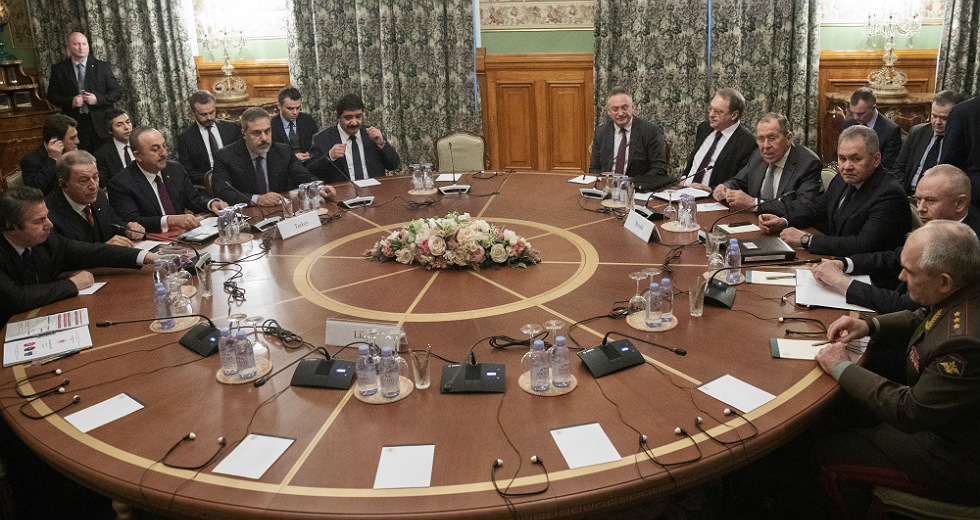 Καθυστερήσεις παίζει ο Χάφταρ για την κατάπαυση πυρός στη Λιβύη