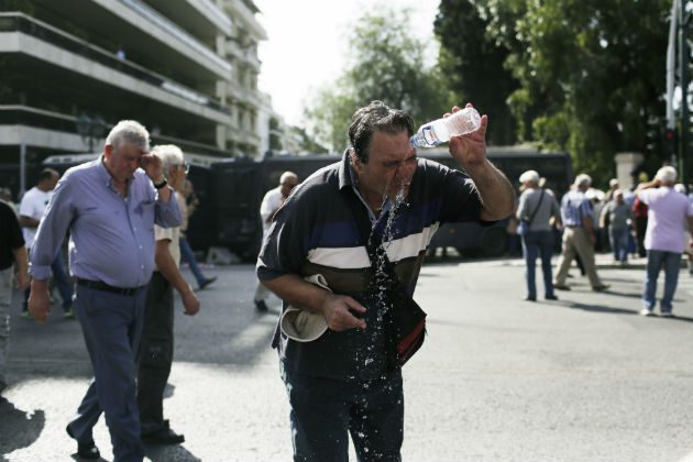 Αποφασίστηκε απαγόρευση δακρυγόνων