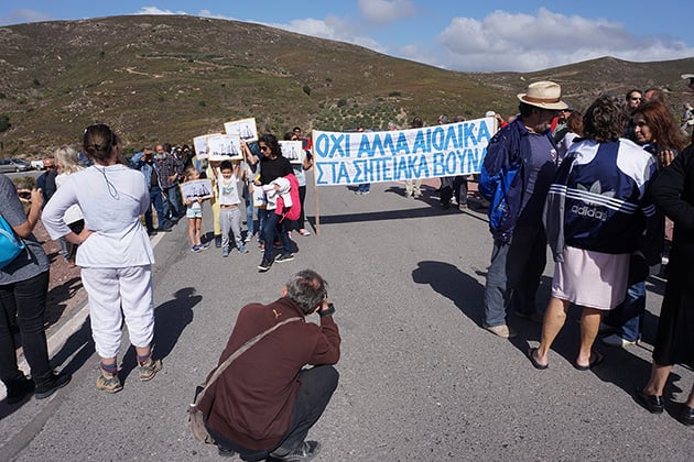 Πήραν τα… βουνά κατά των ανεμογεννητριών