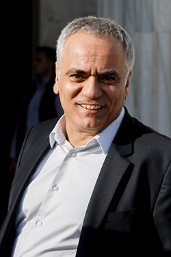 Απόψεις για την παραίτηση Τσίπρα