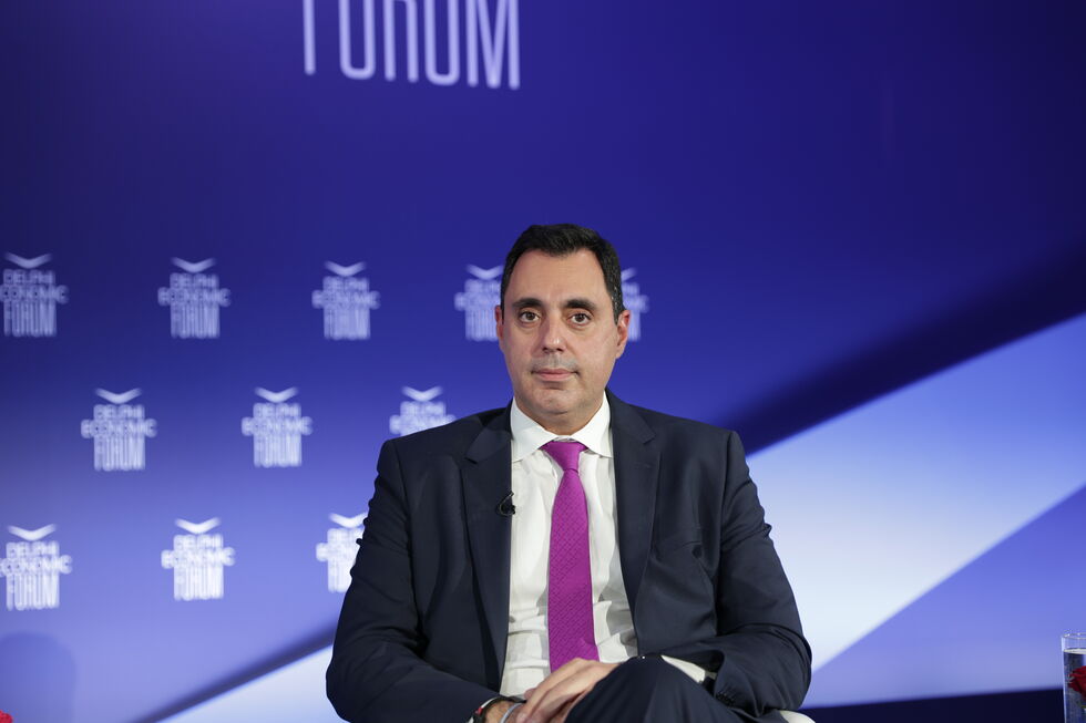 Βολές… με το βαμβάκι Δένδια προς Μητσοτάκη