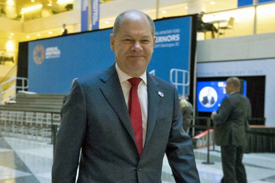 Γερμανία: Θετικός στον κορονοϊό ο καγκελάριος Όλαφ Σολτς
