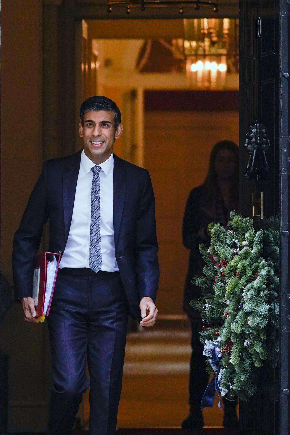 Μην απεργείτε γιατί… αυτό θέλει ο Πούτιν!