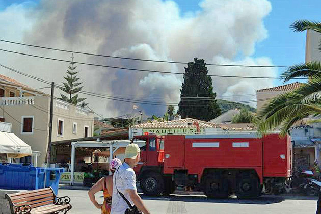 Ξανάγιναν στάχτη 3.000 στρ. πευκοδάσους