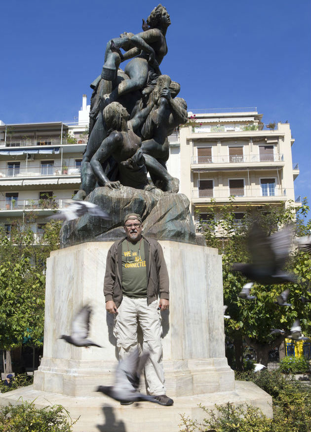 «Είμαι πολίτης σε αναστολή…»