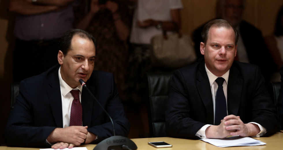 Βάπτισμα πυρός με ανάληψη καθηκόντων
