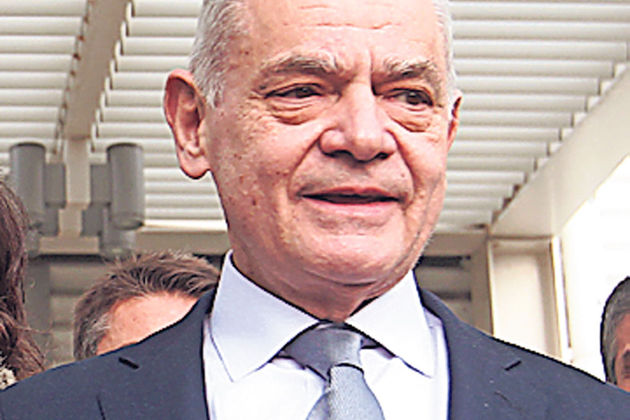 Στα βήματα του Πλωρίτη