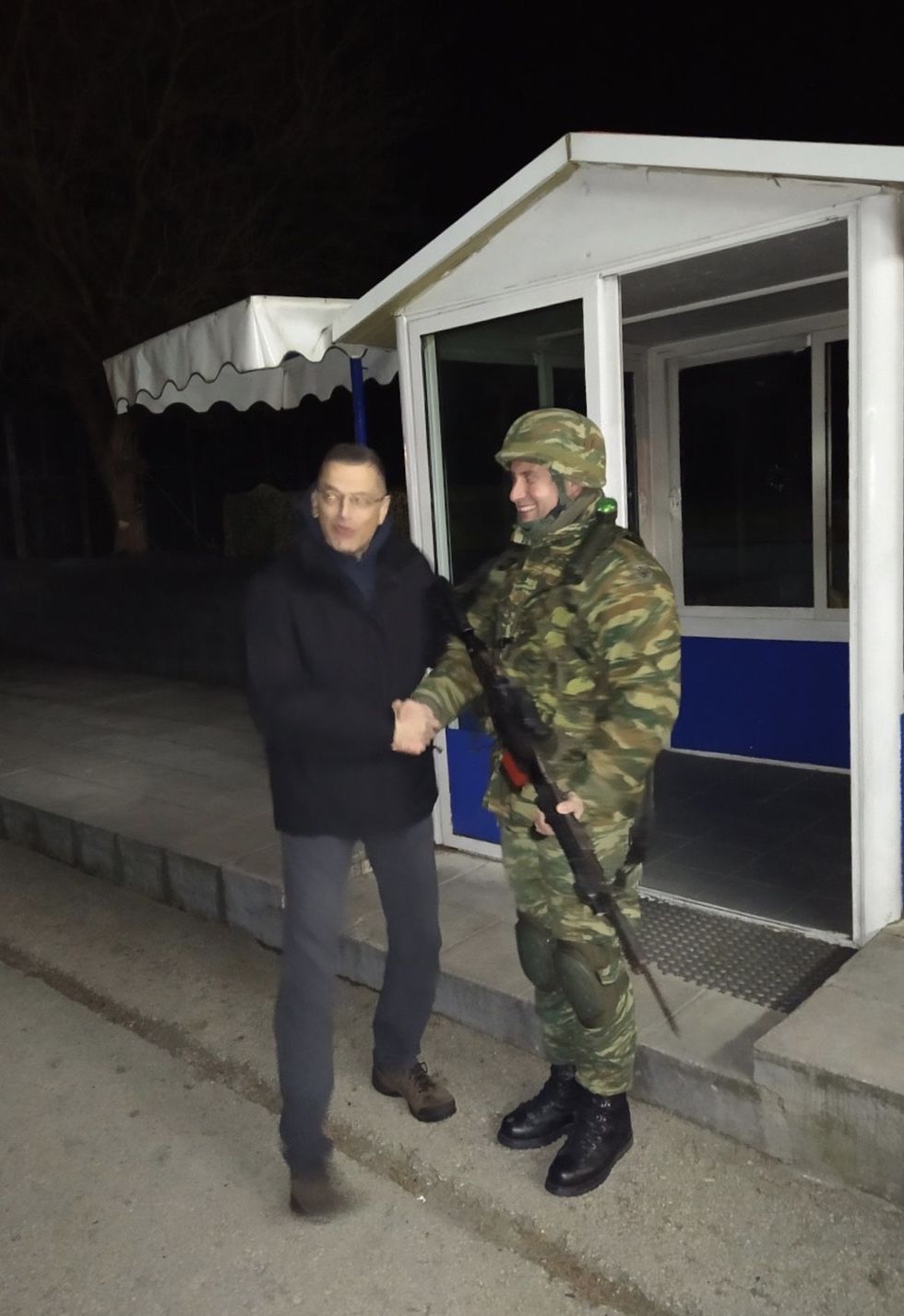 Εκοψαν τα… πόδια στο «σώμα Στεφανή»