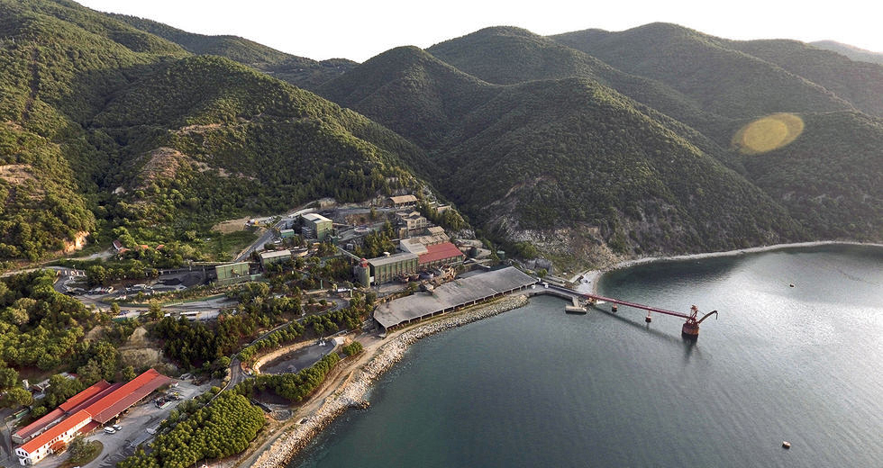 Σκιές πίσω από τις… χρυσές δουλειές που προωθεί η κυβέρνηση