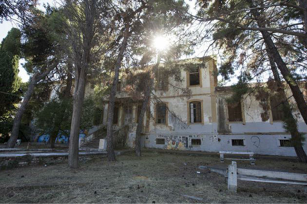 Το στρατόπεδο «Κόδρα» στα χέρια της κοινωνίας