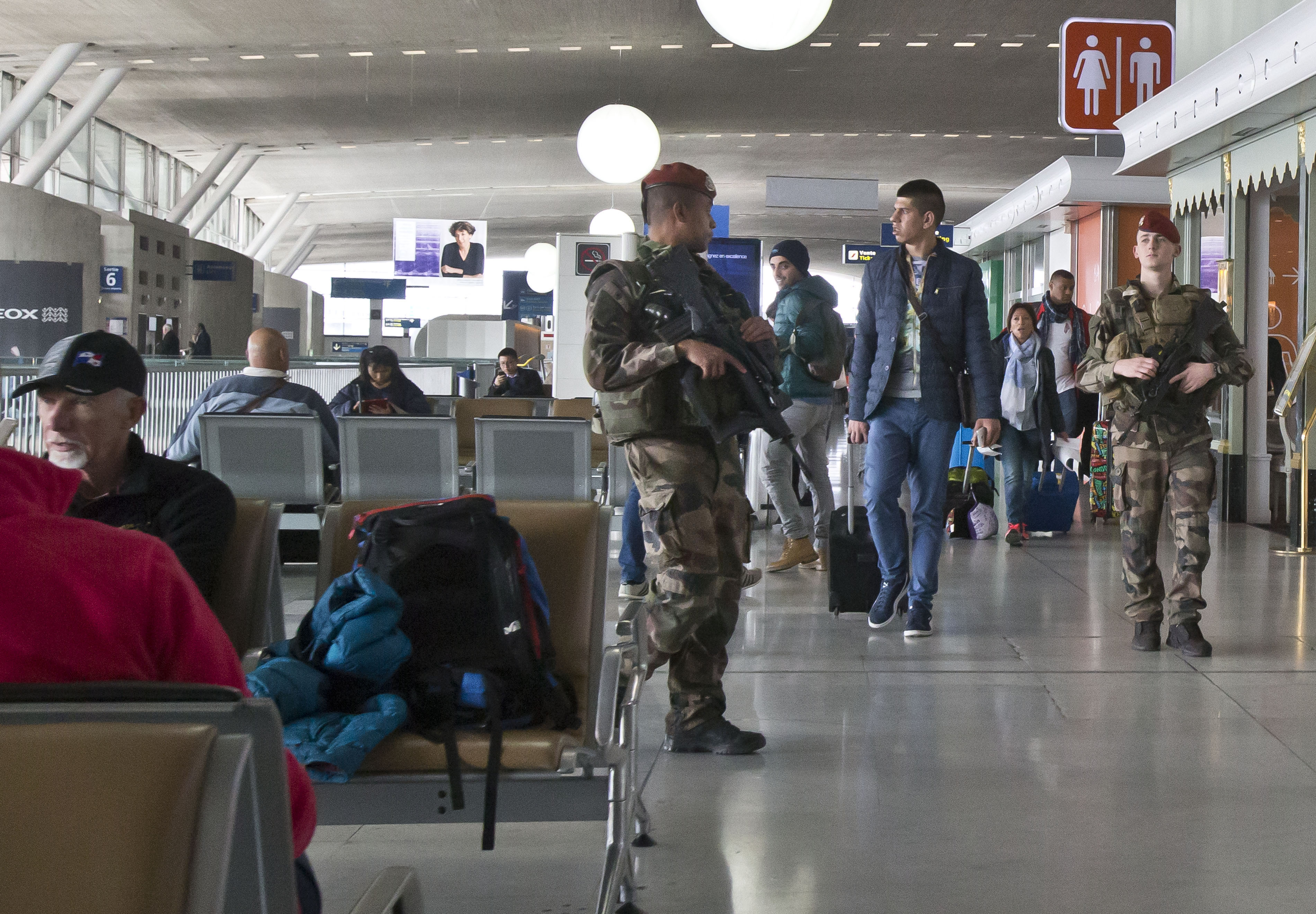 Καταδικάζει σύσσωμος ο πολιτικός κόσμος