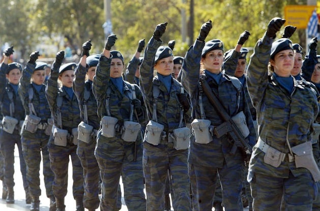Γενική επιστράτευση γυναικών α λα Καμμένος